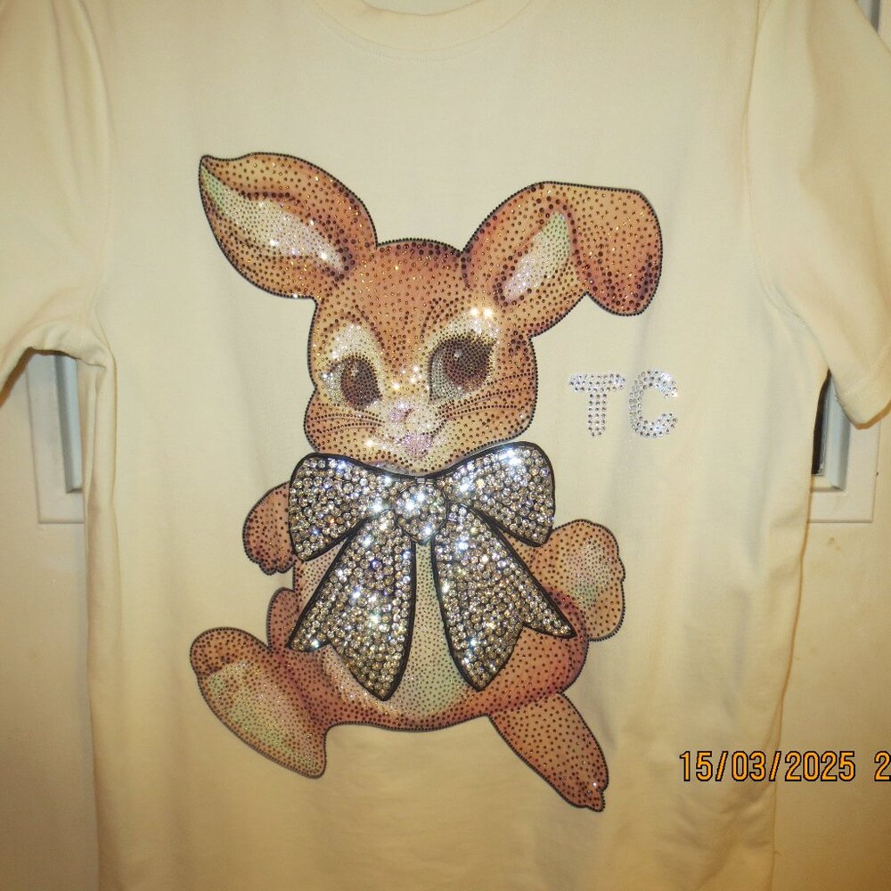 TCH Luxury Unisex Bow Bunny T-shirt sz L